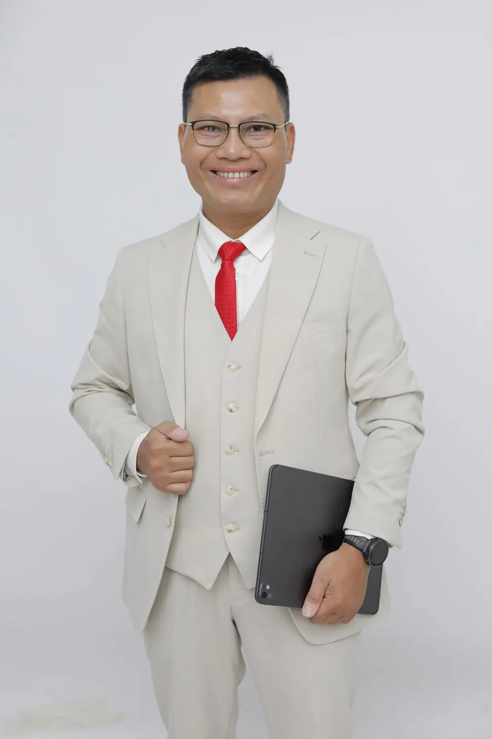Thầy thuốc Lê Minh Tuấn